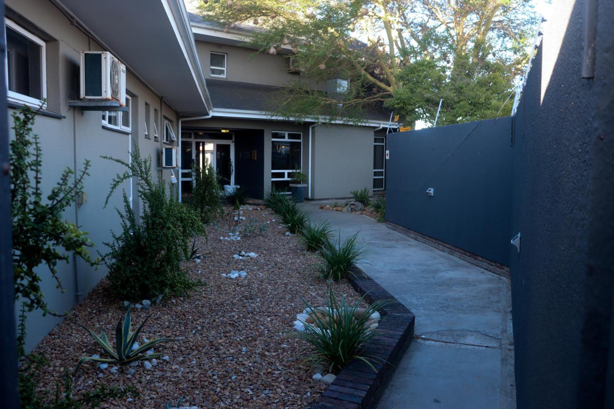 Beachwood Inn Melkbosstrand Кейптаун Екстериор снимка