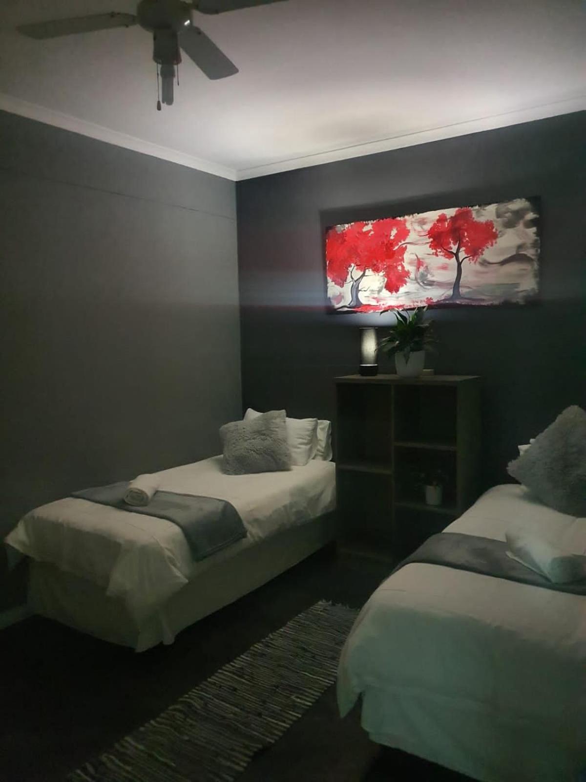 Beachwood Inn Melkbosstrand Кейптаун Екстериор снимка